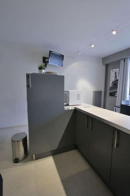 Appartement Avec Ascenseur La Defense Courbevoie Extérieur photo